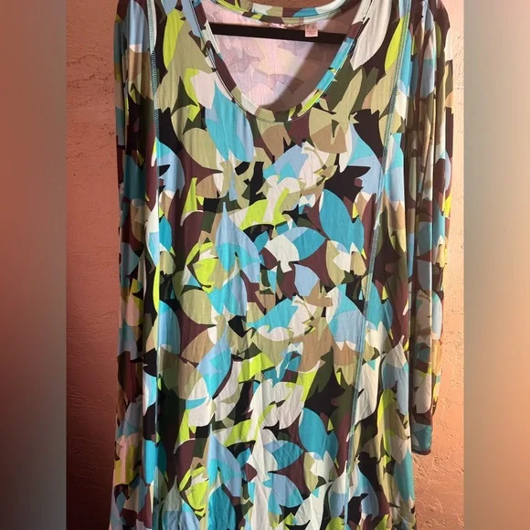 Plus size Maxi LOGO by Lori Goldstein Multicolor Leaf Print Maxi Dress 2X - Picture 6 of 10